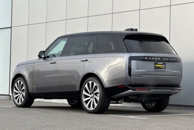 2025 Land Rover Range Rover SE LWB