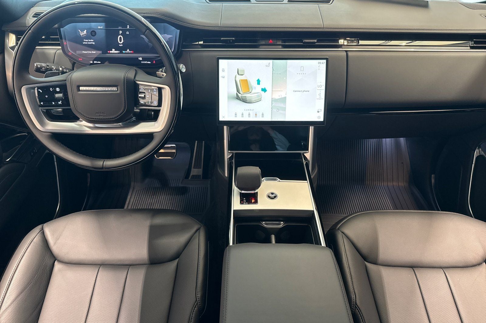 2026 Land Rover Range Rover SE LWB