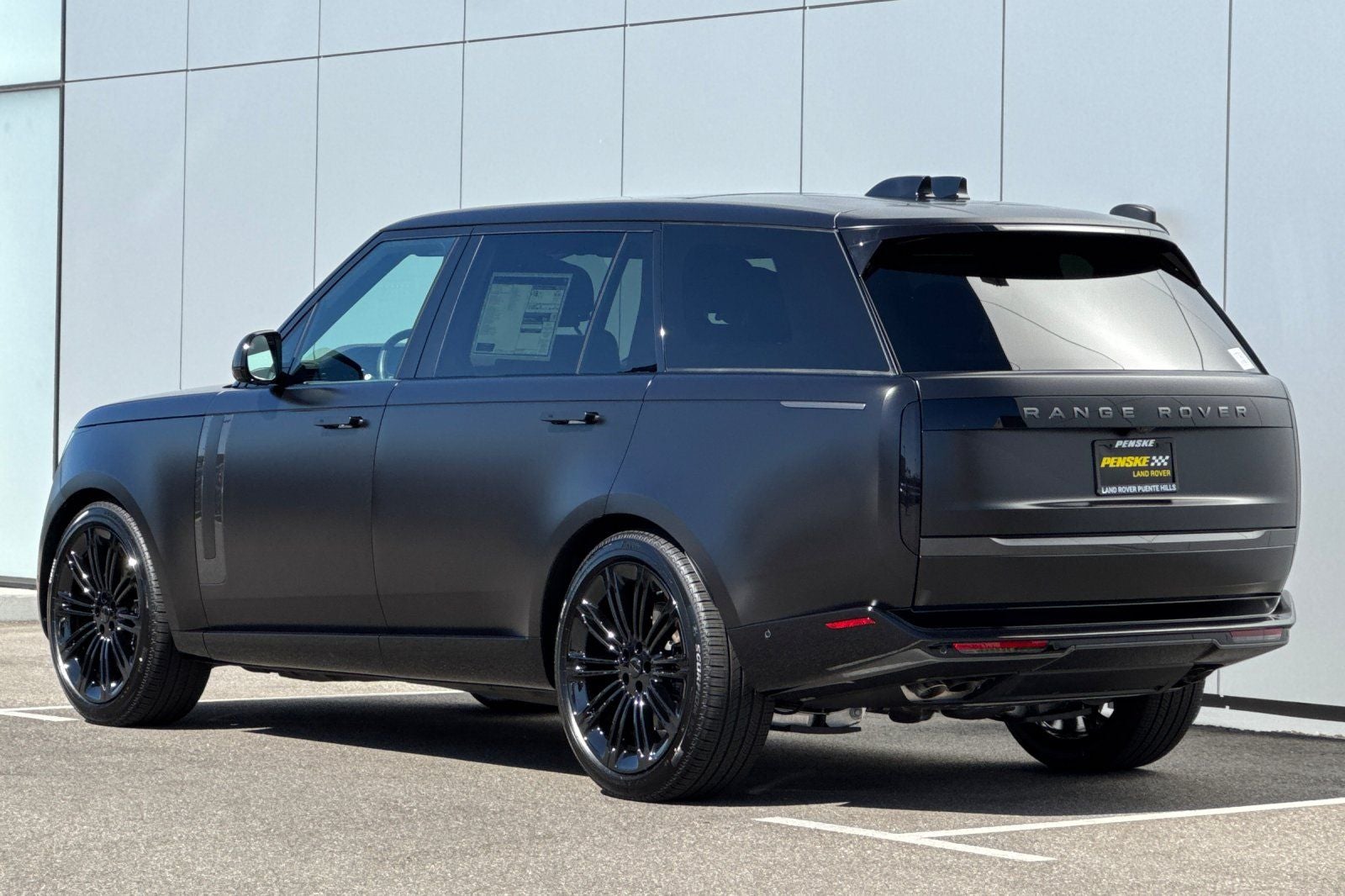2026 Land Rover Range Rover SE LWB