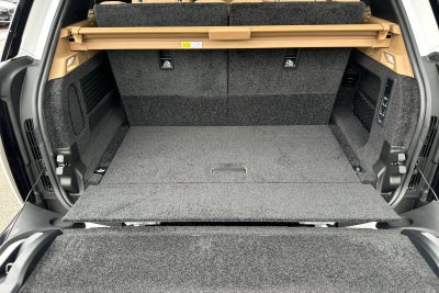 2025 Land Rover Range Rover SE LWB