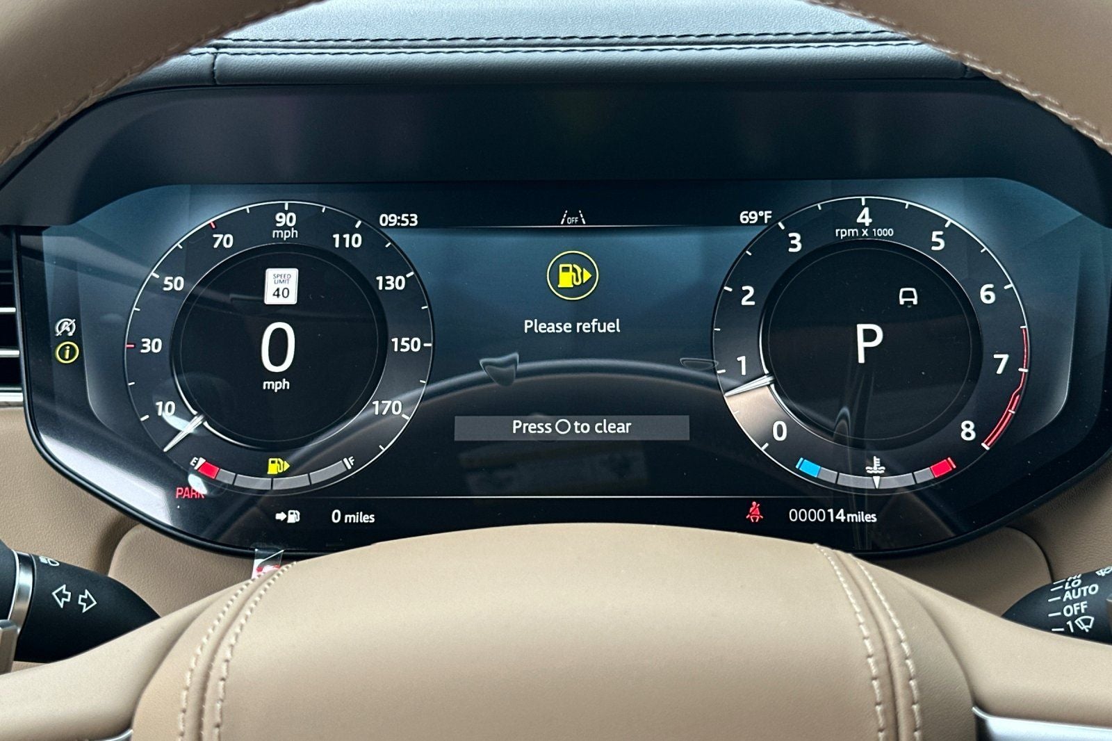 2025 Land Rover Range Rover SE LWB