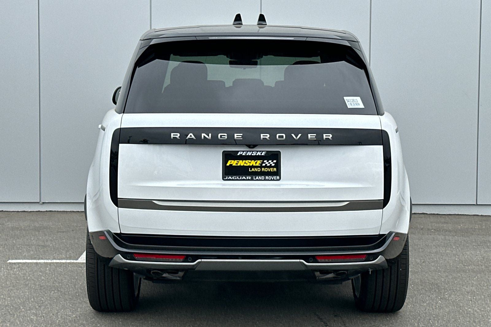2025 Land Rover Range Rover SE LWB