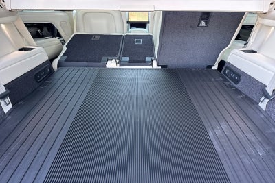 2026 Land Rover Range Rover SE LWB