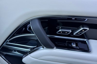 2026 Land Rover Range Rover SE LWB