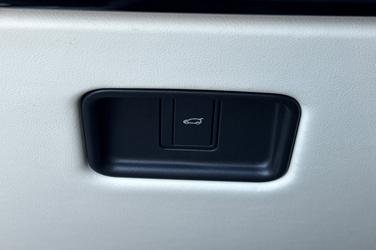 2026 Land Rover Range Rover SE LWB