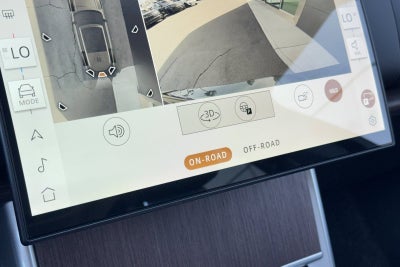 2026 Land Rover Range Rover SE LWB