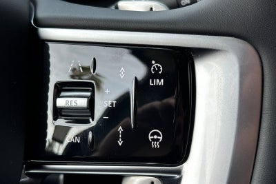 2026 Land Rover Range Rover SE LWB