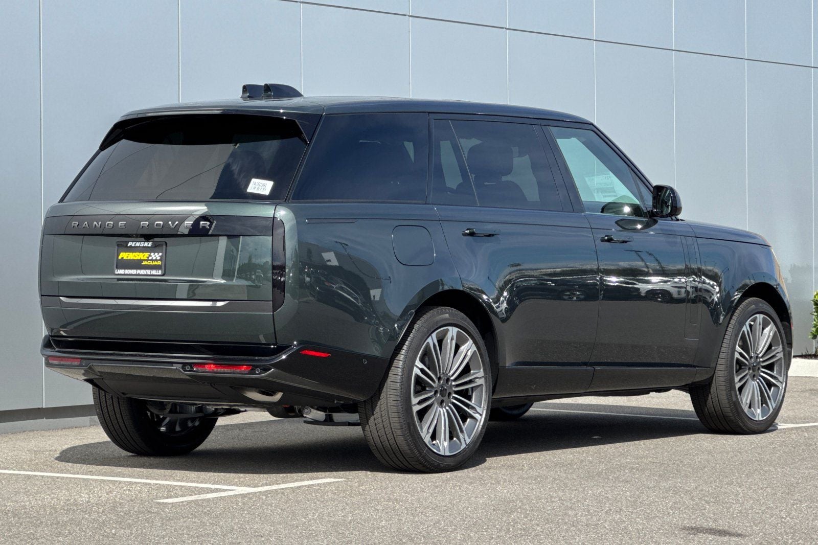 2026 Land Rover Range Rover SE LWB