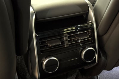 2026 Land Rover Range Rover SE LWB