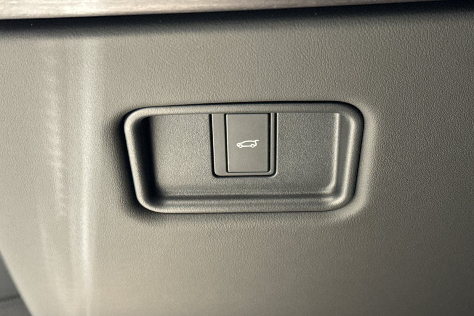 2026 Land Rover Range Rover SE LWB