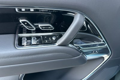 2026 Land Rover Range Rover SE LWB