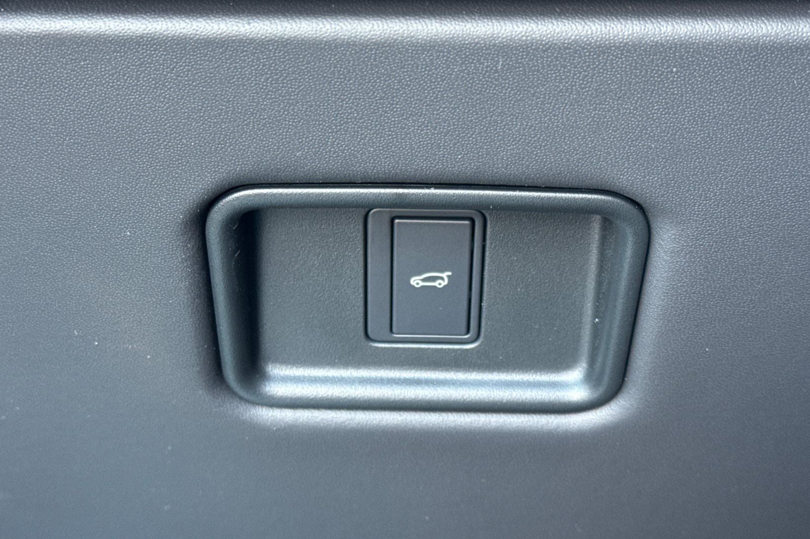 2026 Land Rover Range Rover SE LWB