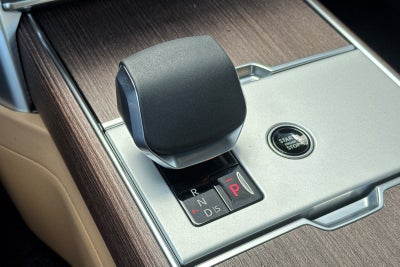 2026 Land Rover Range Rover SE LWB