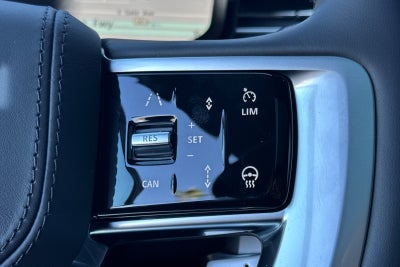 2027 Land Rover Range Rover SE LWB