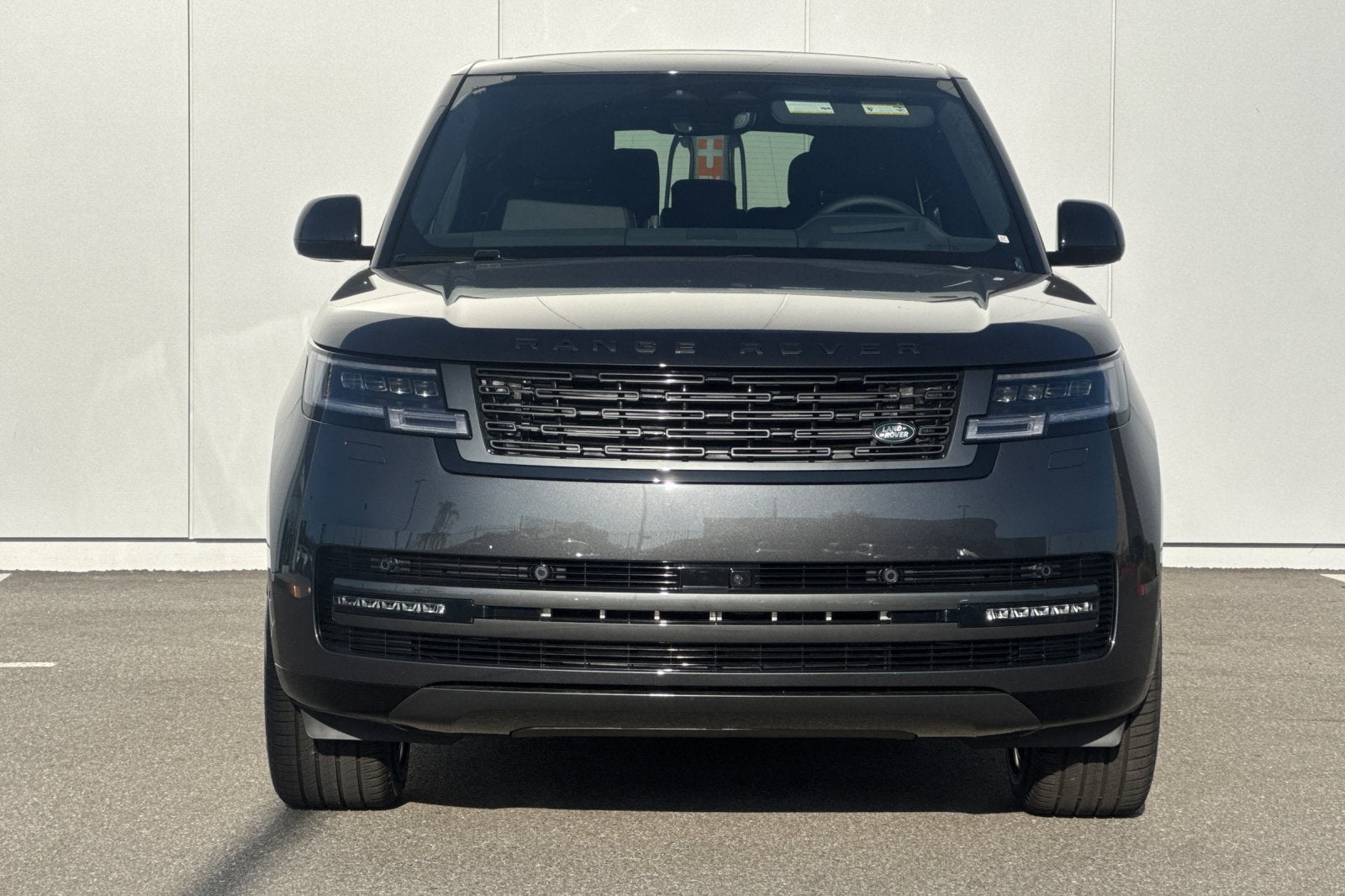 2027 Land Rover Range Rover SE LWB