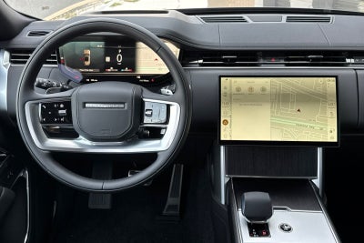 2026 Land Rover Range Rover SE LWB