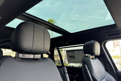 2026 Land Rover Range Rover SE LWB