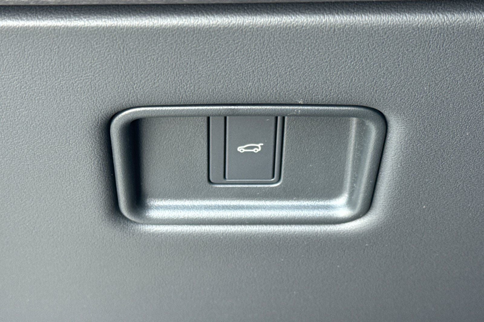 2026 Land Rover Range Rover SE LWB
