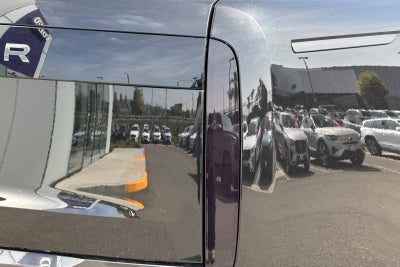 2026 Land Rover Range Rover SE LWB