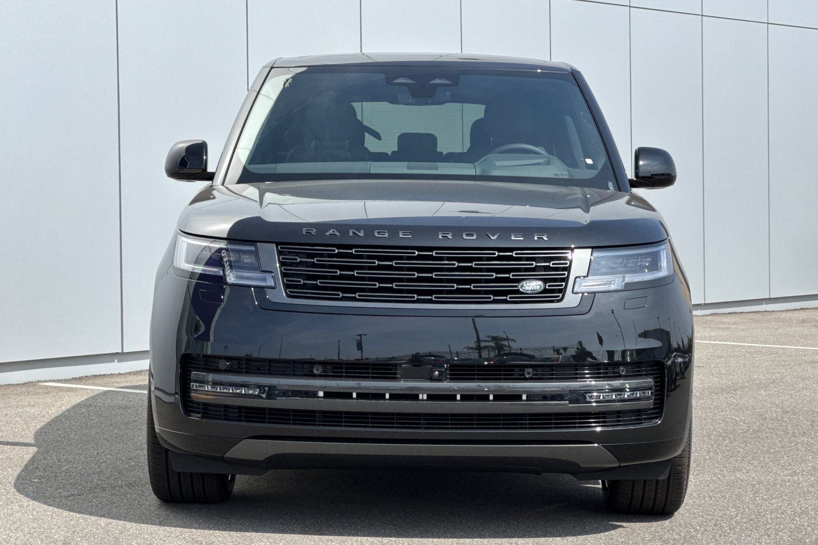 2026 Land Rover Range Rover SE LWB