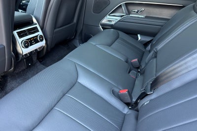 2026 Land Rover Range Rover SE LWB