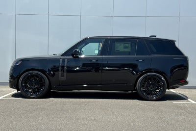 2026 Land Rover Range Rover SE LWB