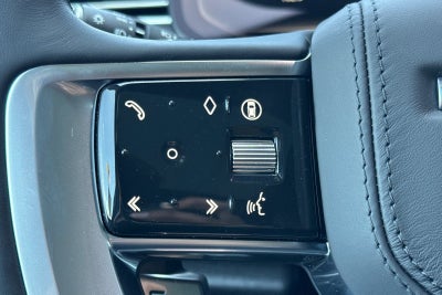 2026 Land Rover Range Rover SE LWB