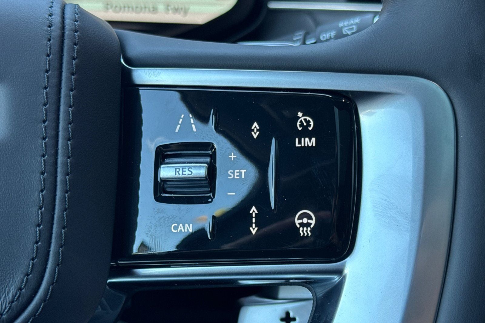 2026 Land Rover Range Rover SE LWB