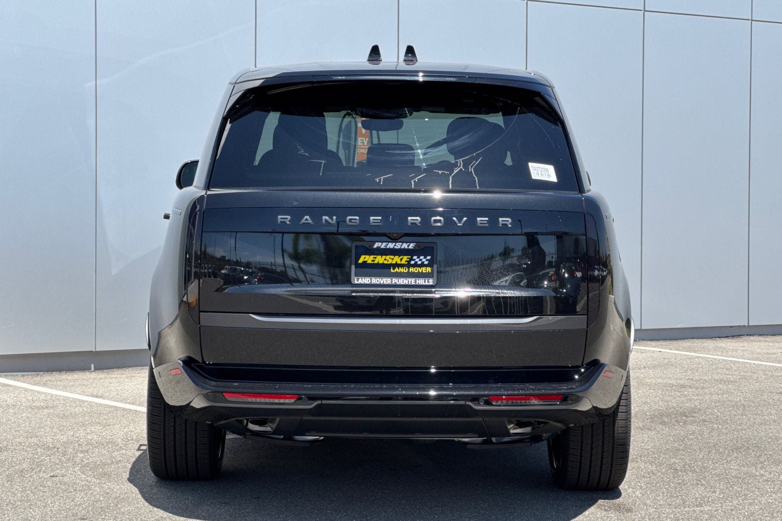 2026 Land Rover Range Rover SE LWB