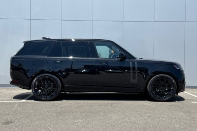 2026 Land Rover Range Rover SE LWB