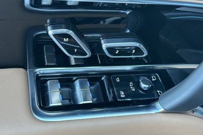 2026 Land Rover Range Rover SE LWB