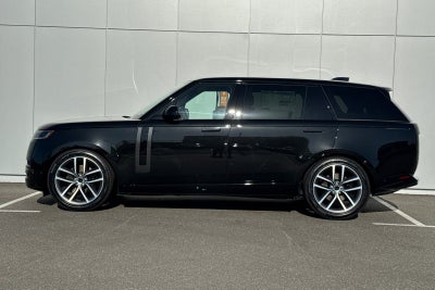 2026 Land Rover Range Rover SE LWB