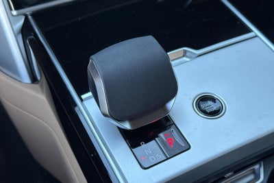 2026 Land Rover Range Rover SE LWB