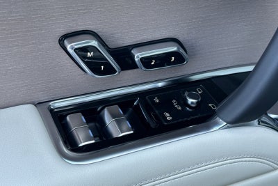 2026 Land Rover Range Rover SE LWB