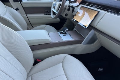 2026 Land Rover Range Rover SE LWB