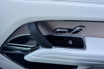 2026 Land Rover Range Rover SE LWB