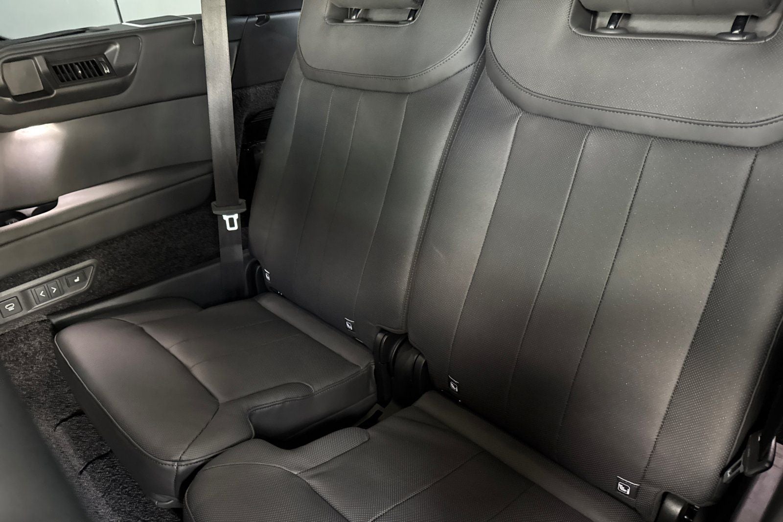 2023 Land Rover Range Rover SE LWB