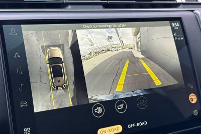 2023 Land Rover Range Rover SE LWB