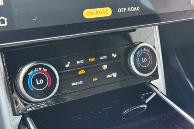 2023 Land Rover Range Rover SE LWB