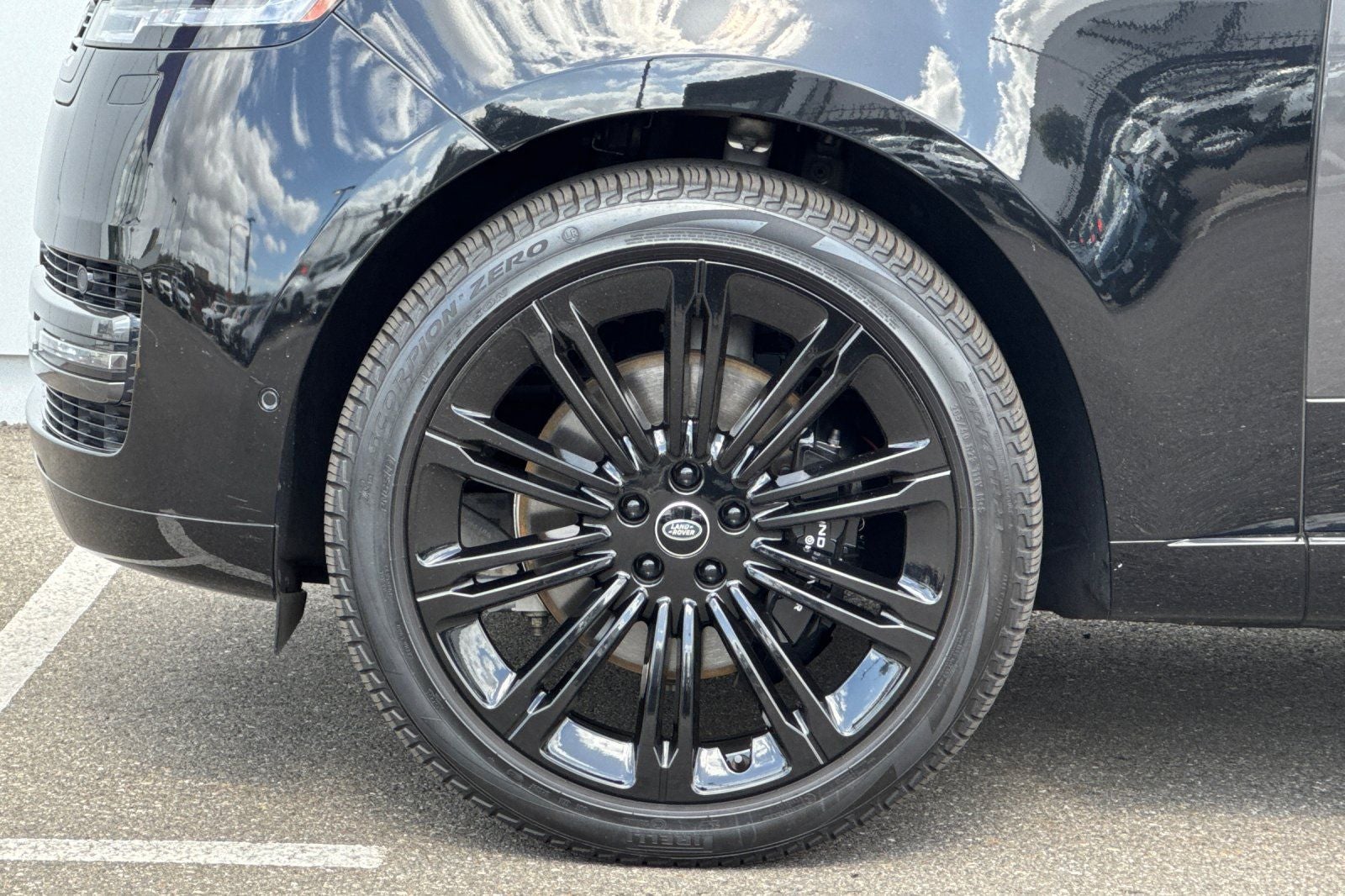 2023 Land Rover Range Rover SE LWB