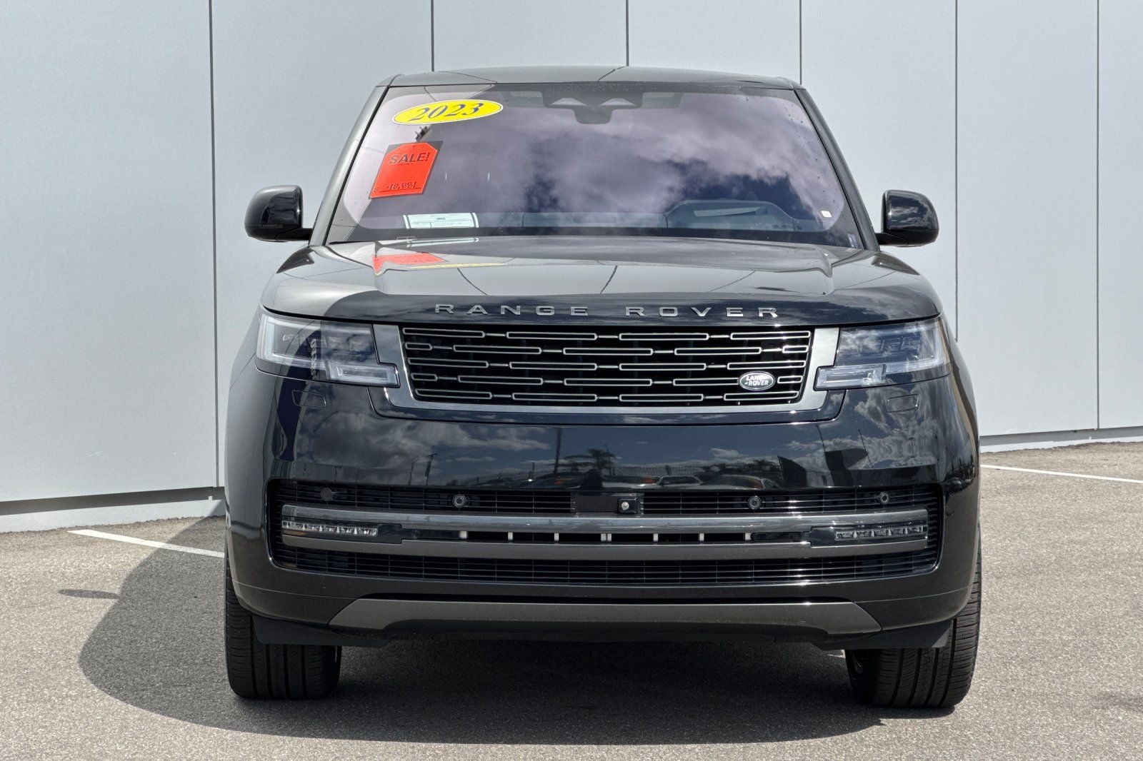 2023 Land Rover Range Rover SE LWB