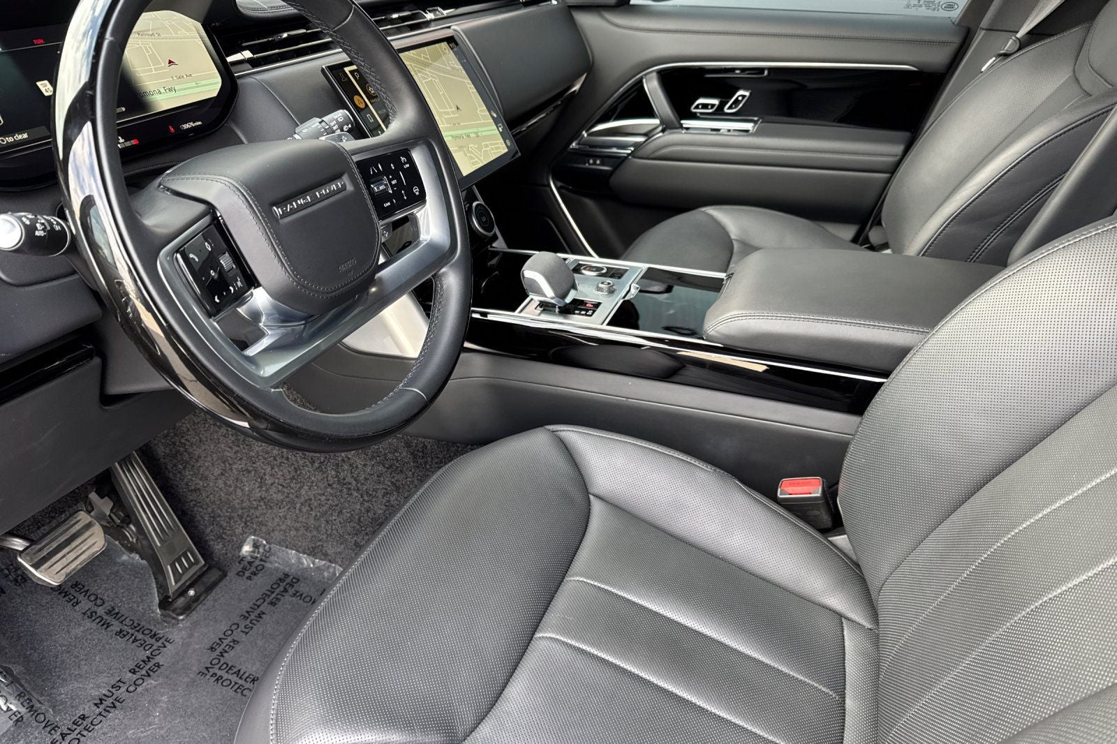 2023 Land Rover Range Rover SE LWB