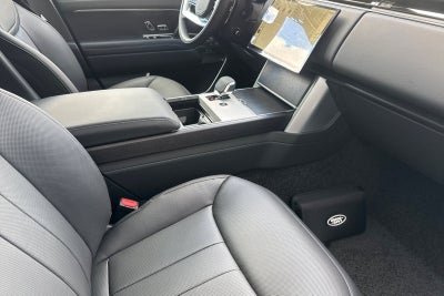 2026 Land Rover Range Rover SE LWB
