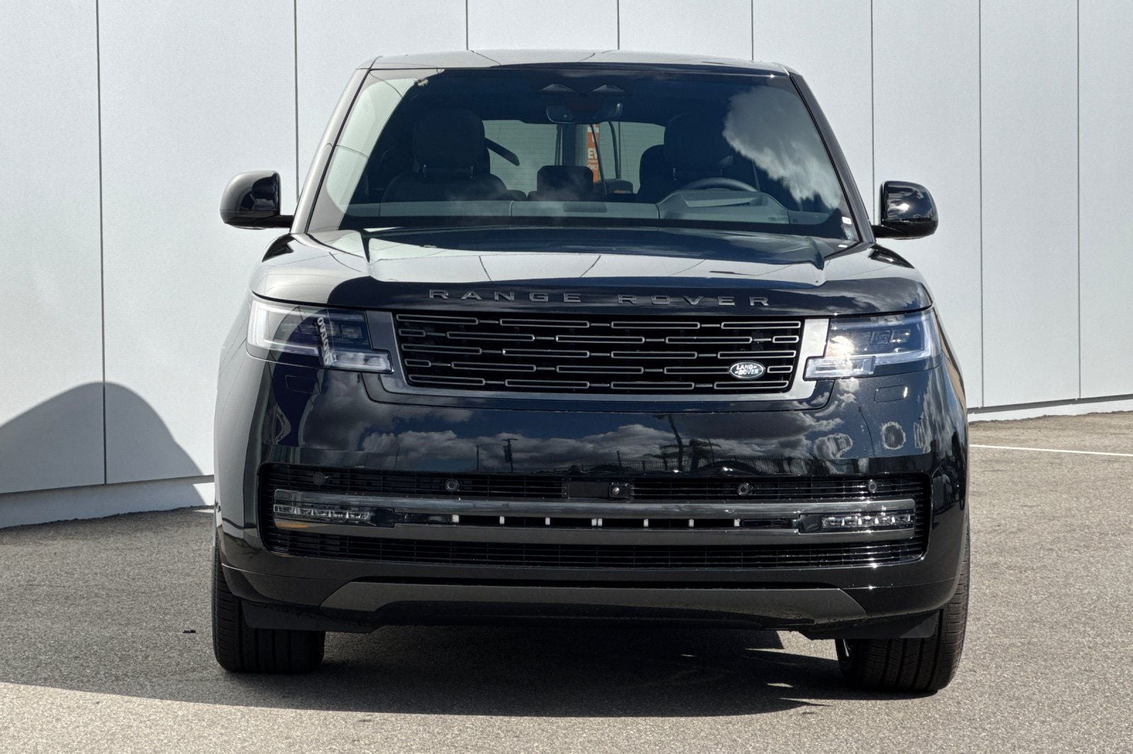 2026 Land Rover Range Rover SE LWB