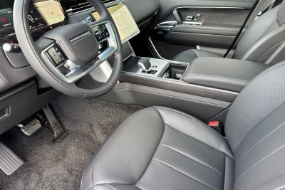 2026 Land Rover Range Rover SE LWB