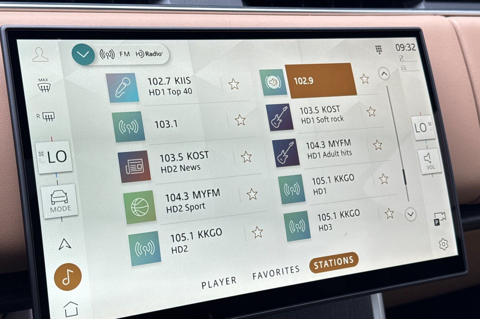 2026 Land Rover Range Rover SE LWB