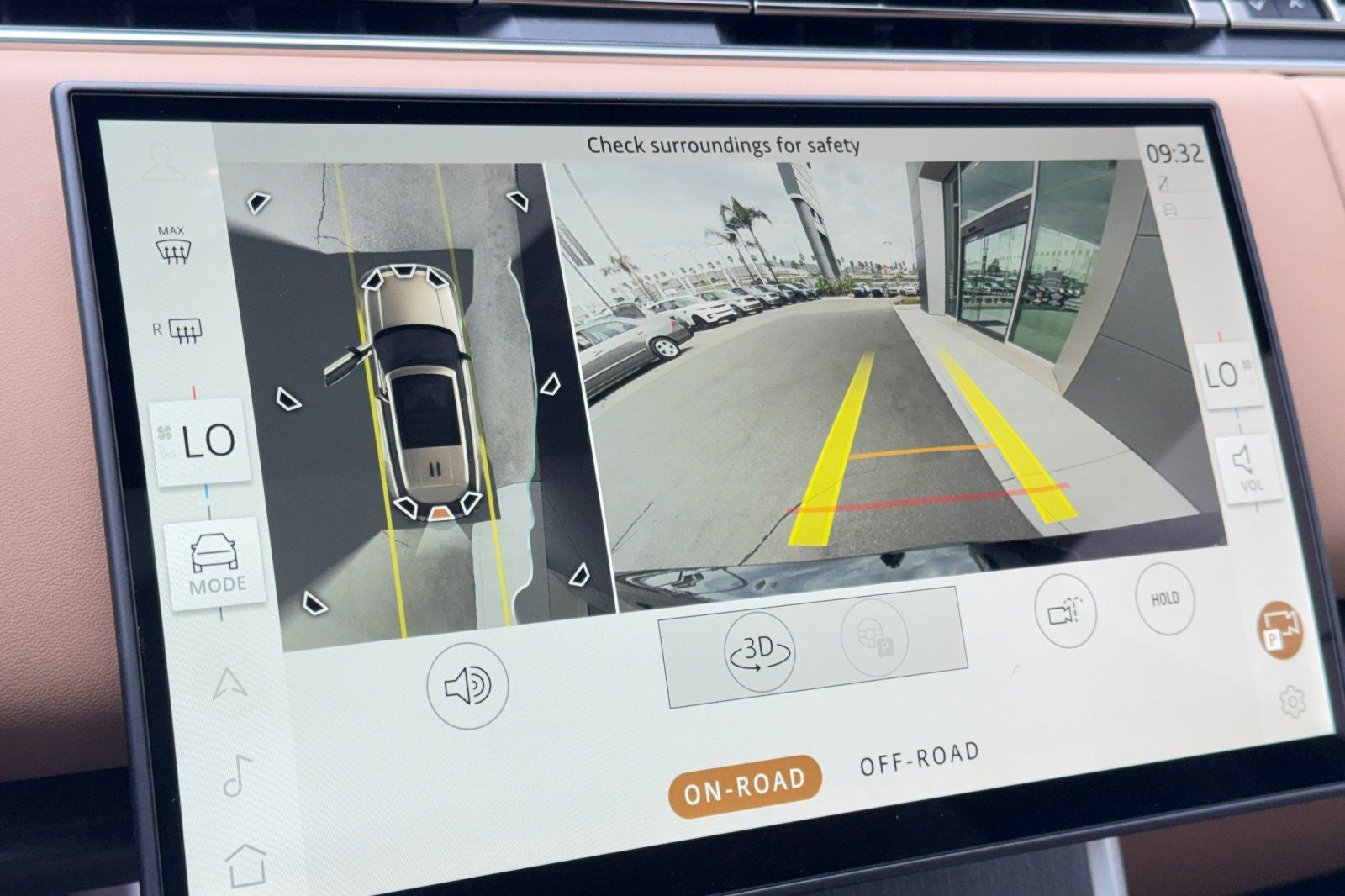 2026 Land Rover Range Rover SE LWB