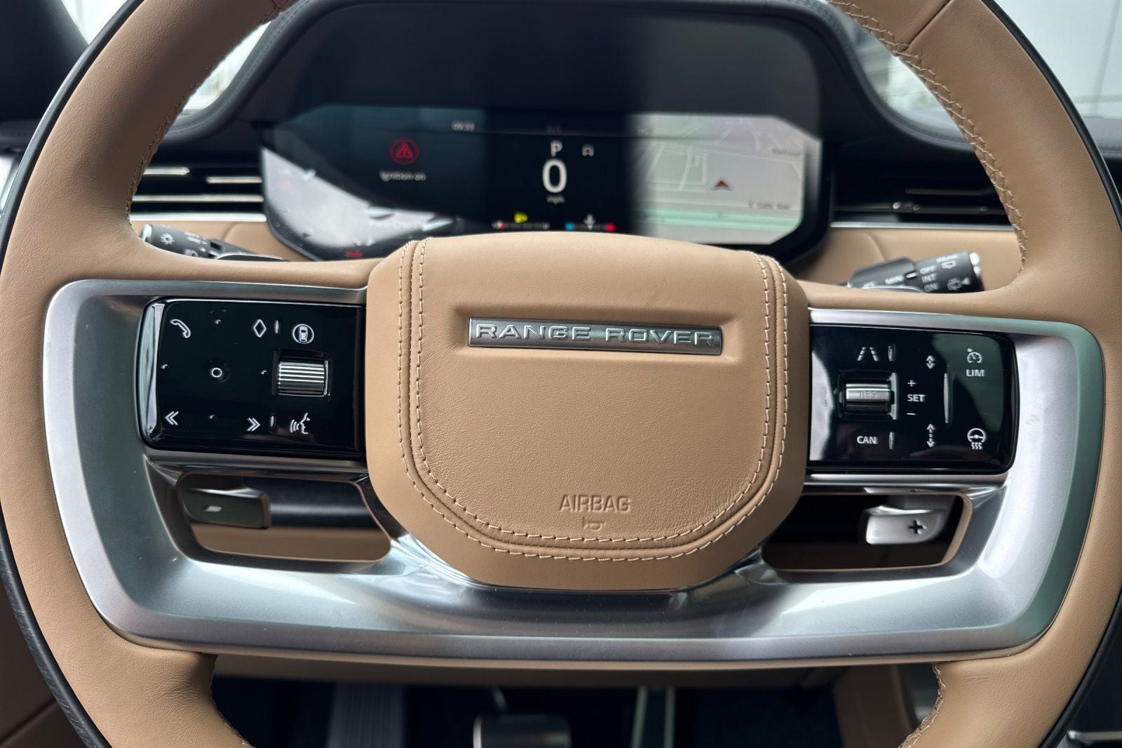 2026 Land Rover Range Rover SE LWB