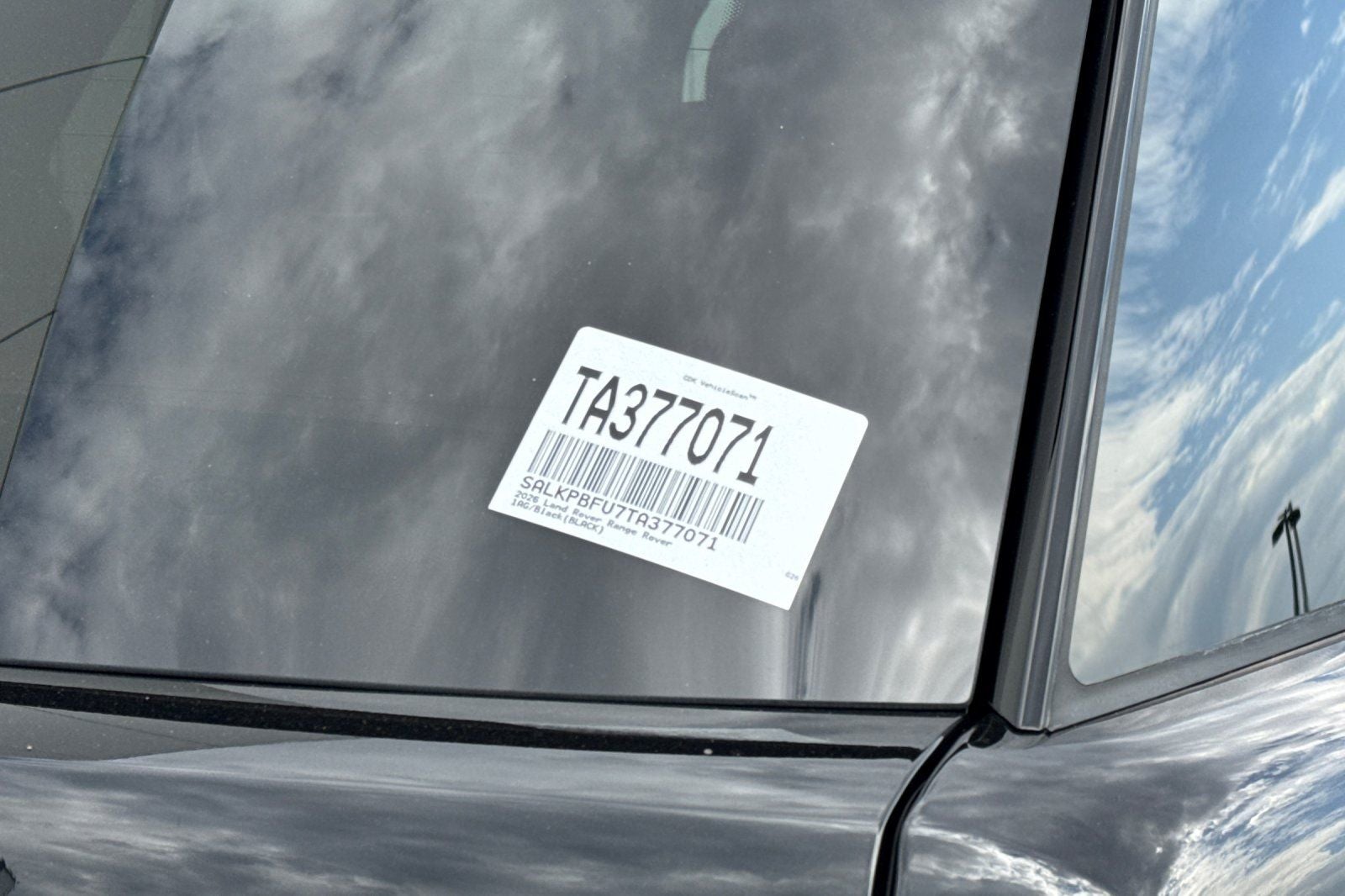 2026 Land Rover Range Rover SE LWB