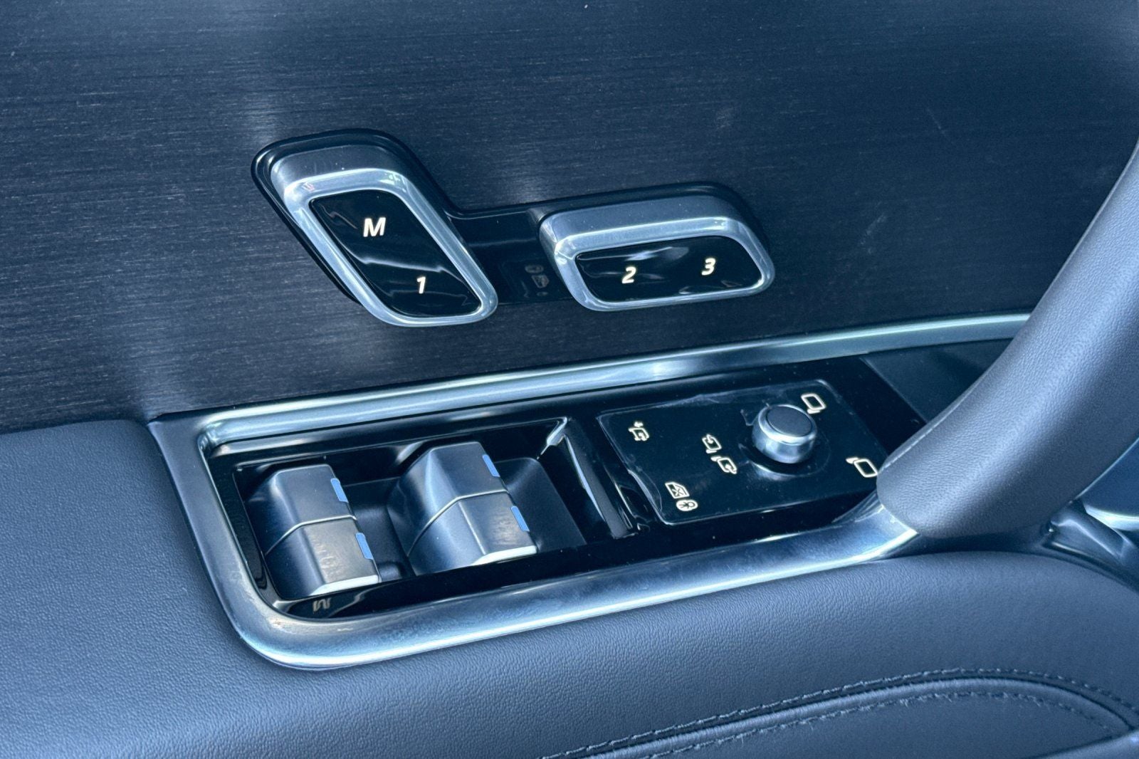2026 Land Rover Range Rover SE LWB